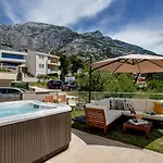Luxury Apartment Stella